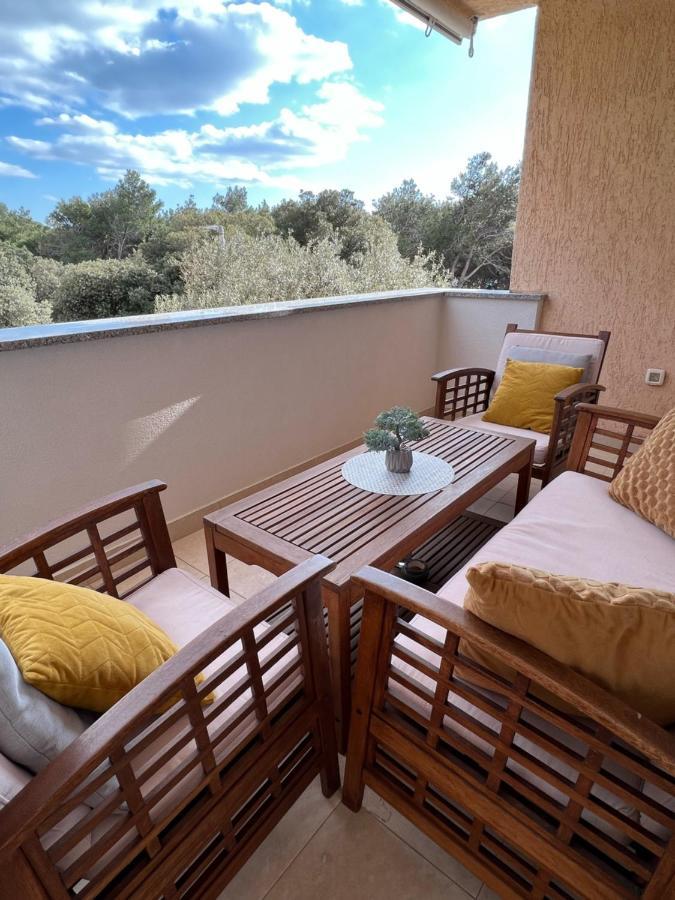 Apartmani Pernjak Мандре Экстерьер фото