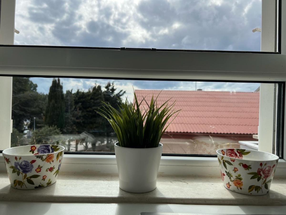Apartmani Pernjak Мандре Экстерьер фото