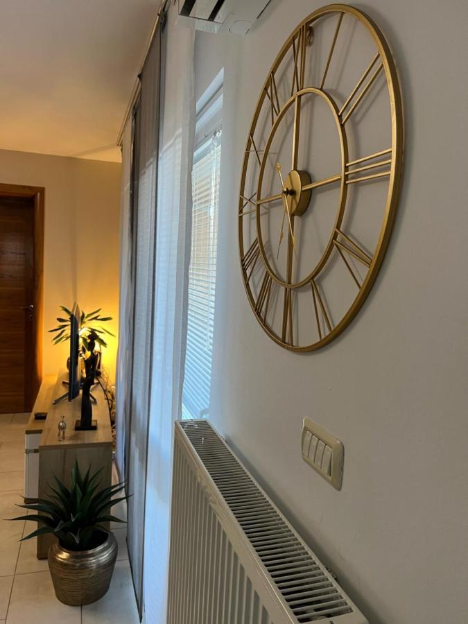 Apartmani Pernjak Мандре Экстерьер фото