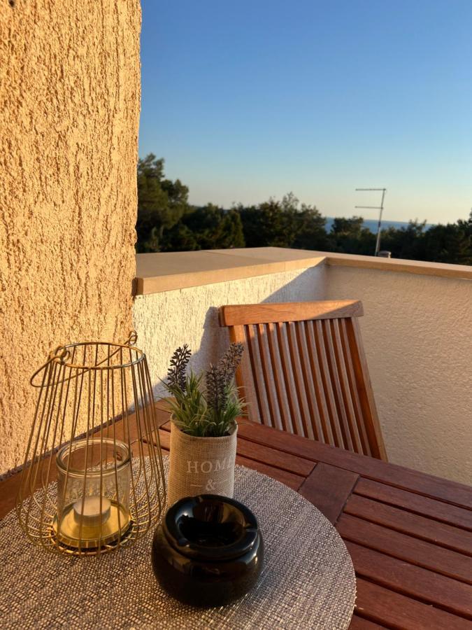 Apartmani Pernjak Мандре Экстерьер фото