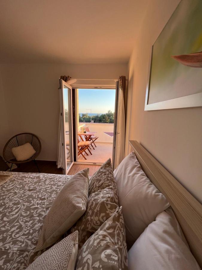 Apartmani Pernjak Мандре Экстерьер фото