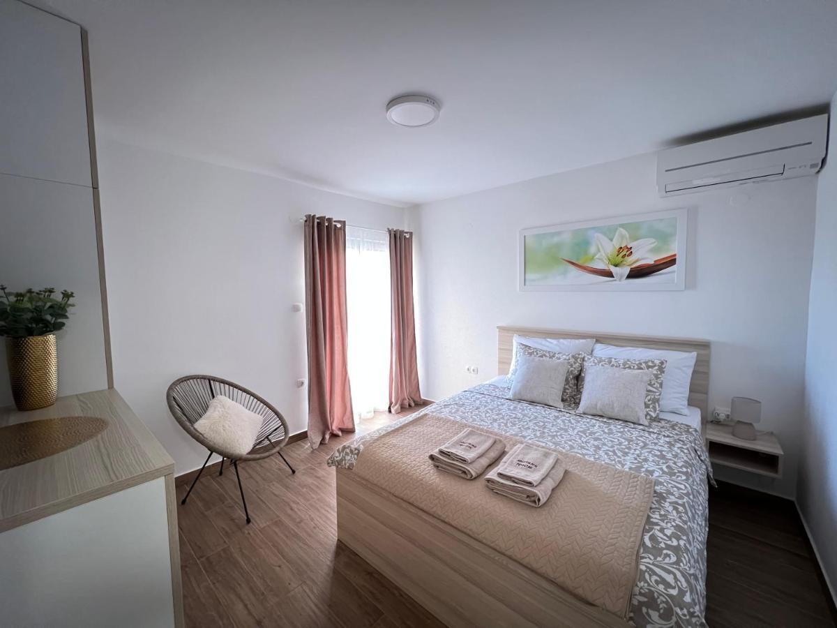 Apartmani Pernjak Мандре Экстерьер фото