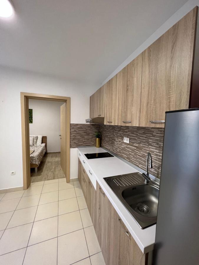 Apartmani Pernjak Мандре Экстерьер фото