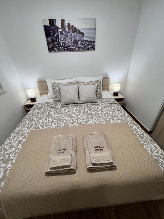 Apartmani Pernjak Мандре Экстерьер фото