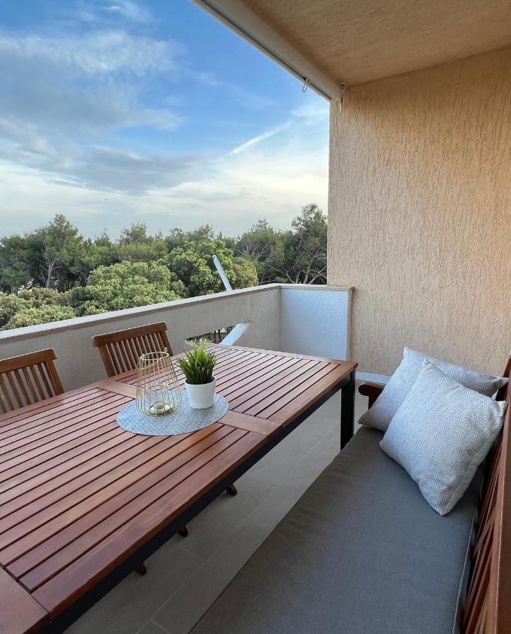 Apartmani Pernjak Мандре Экстерьер фото