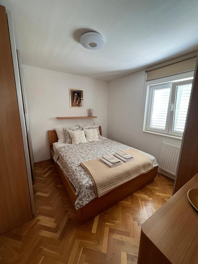 Apartmani Pernjak Мандре Экстерьер фото