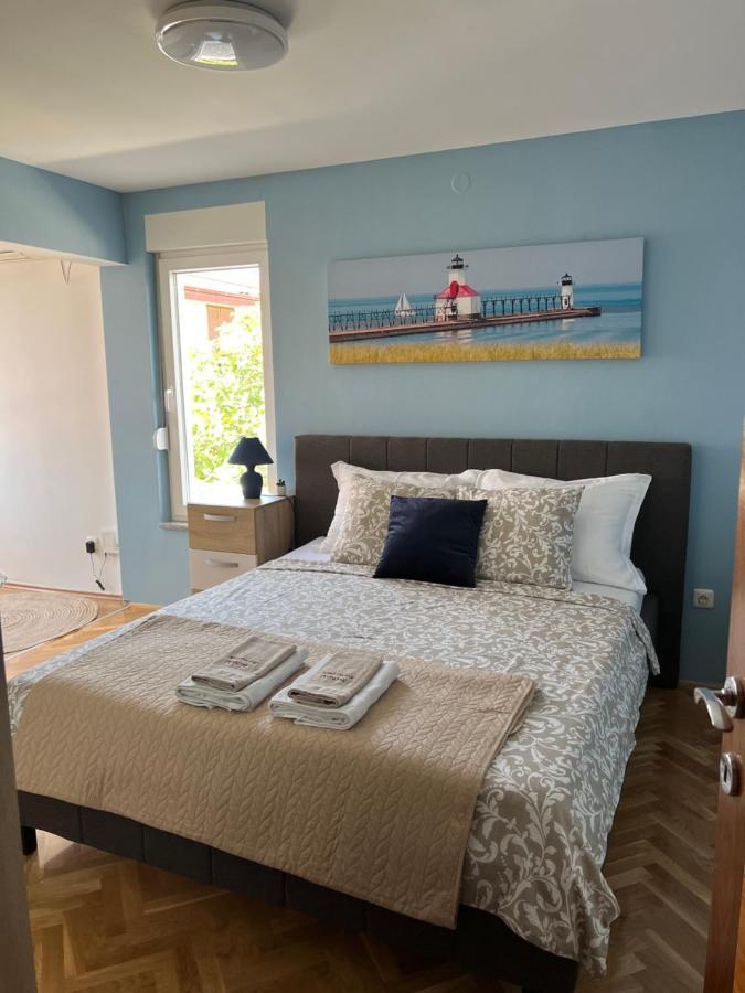 Apartmani Pernjak Мандре Экстерьер фото
