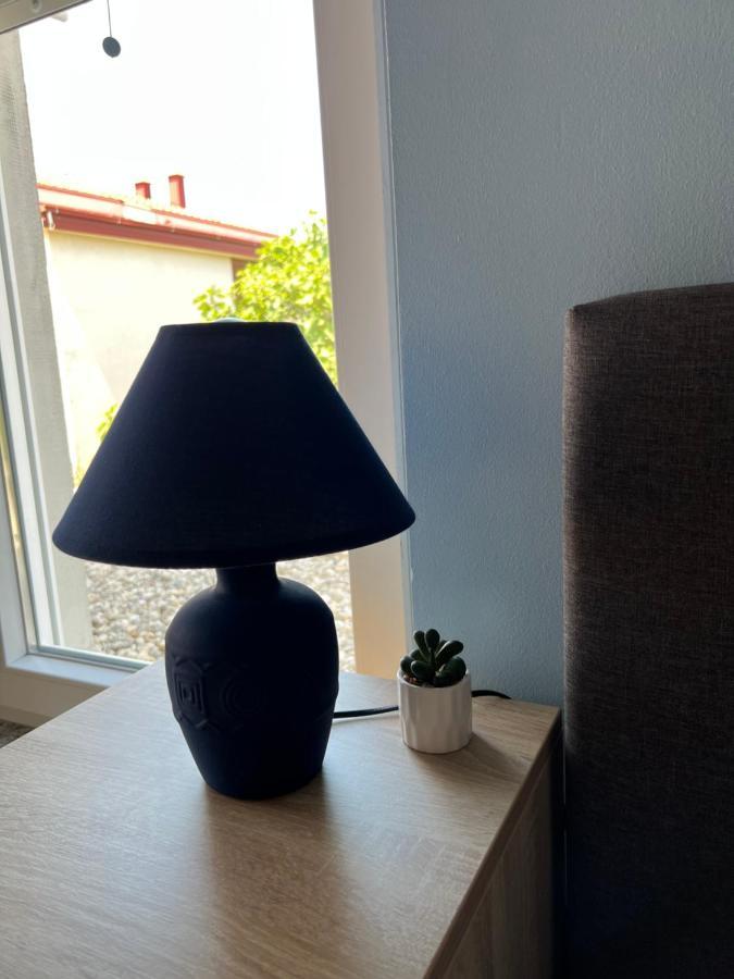 Apartmani Pernjak Мандре Экстерьер фото